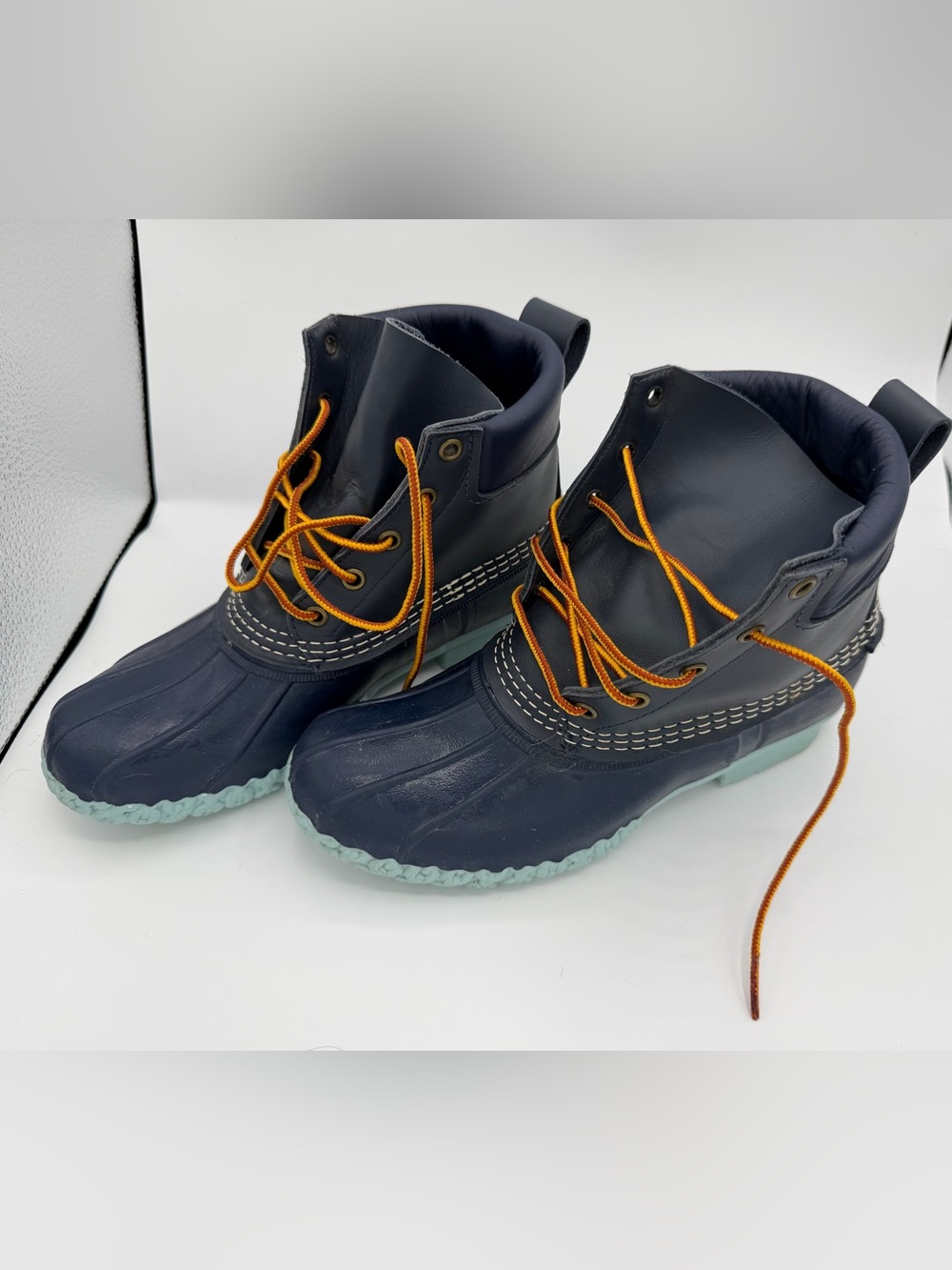 L.L.Bean Bean Boots Women’s 8 Navy Blue Leather Orange Lace Aqua Sole Maine